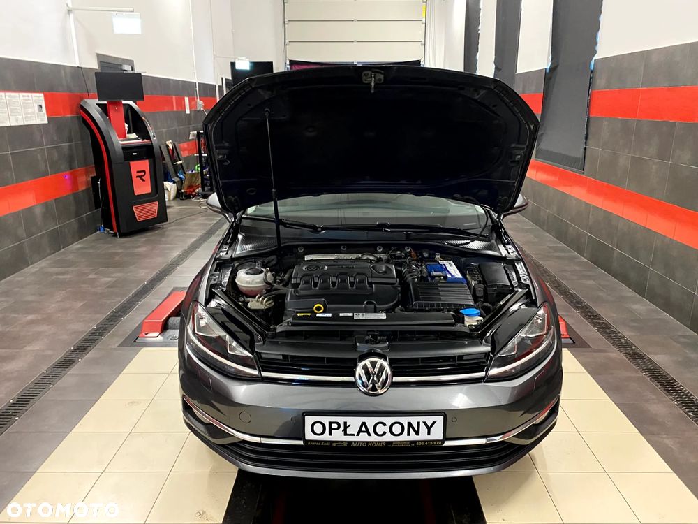 Volkswagen Golf 2.0 TDI SCR Highline - 23