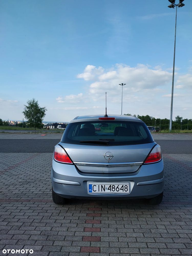 Opel Astra 1.9 CDTI - 3
