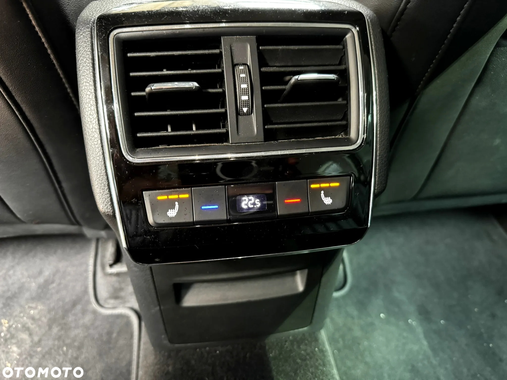 Skoda Superb 1.5 TSI L&K DSG - 17