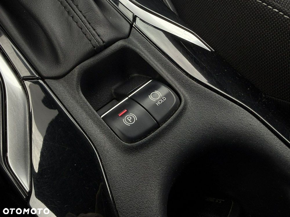 Toyota Corolla 1.8 Hybrid Comfort - 33