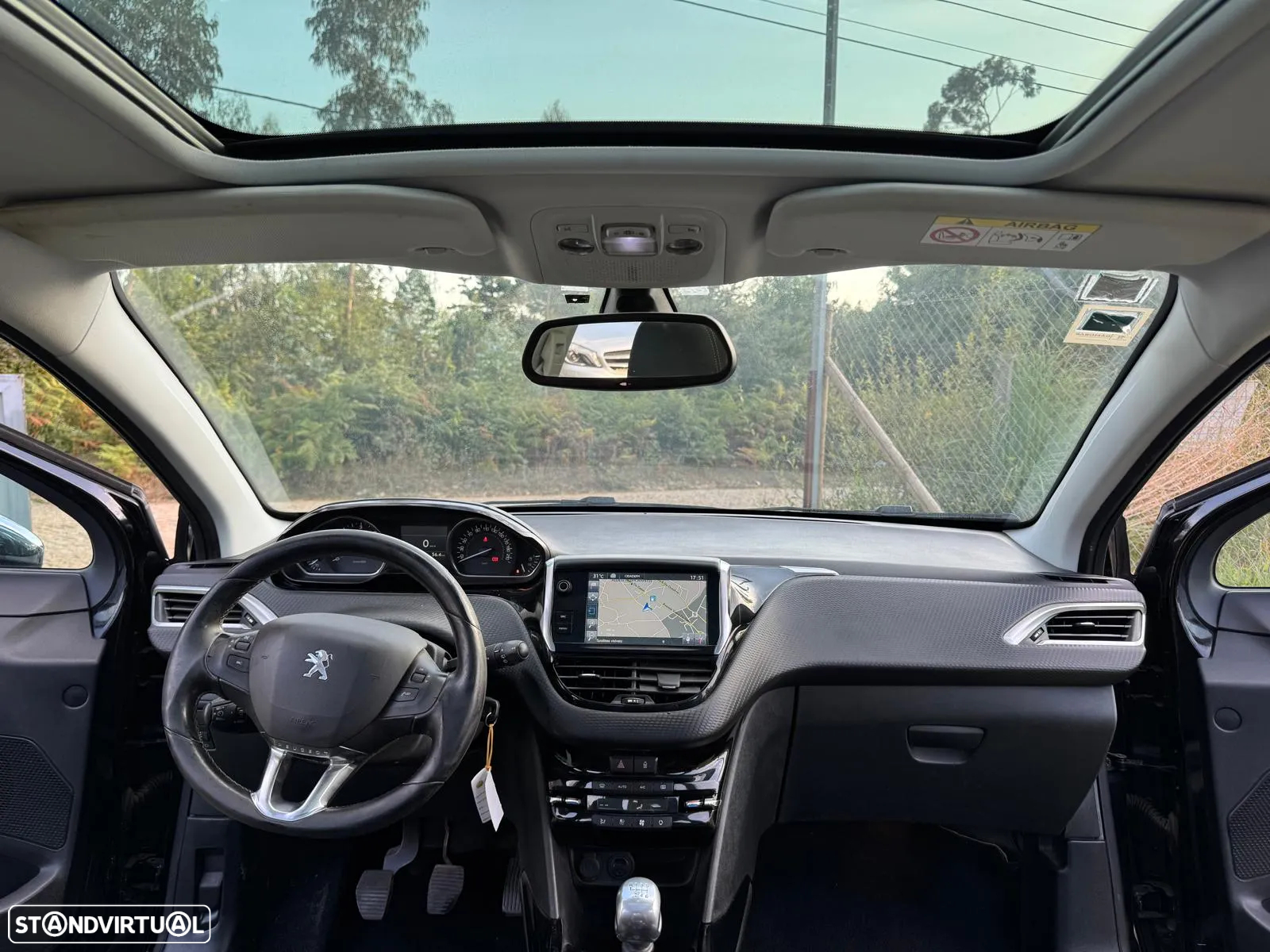 Peugeot 2008 1.6 BlueHDi Allure - 3