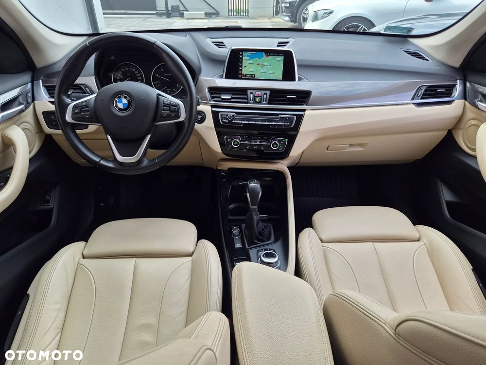 BMW X1 xDrive18d xLine sport - 13