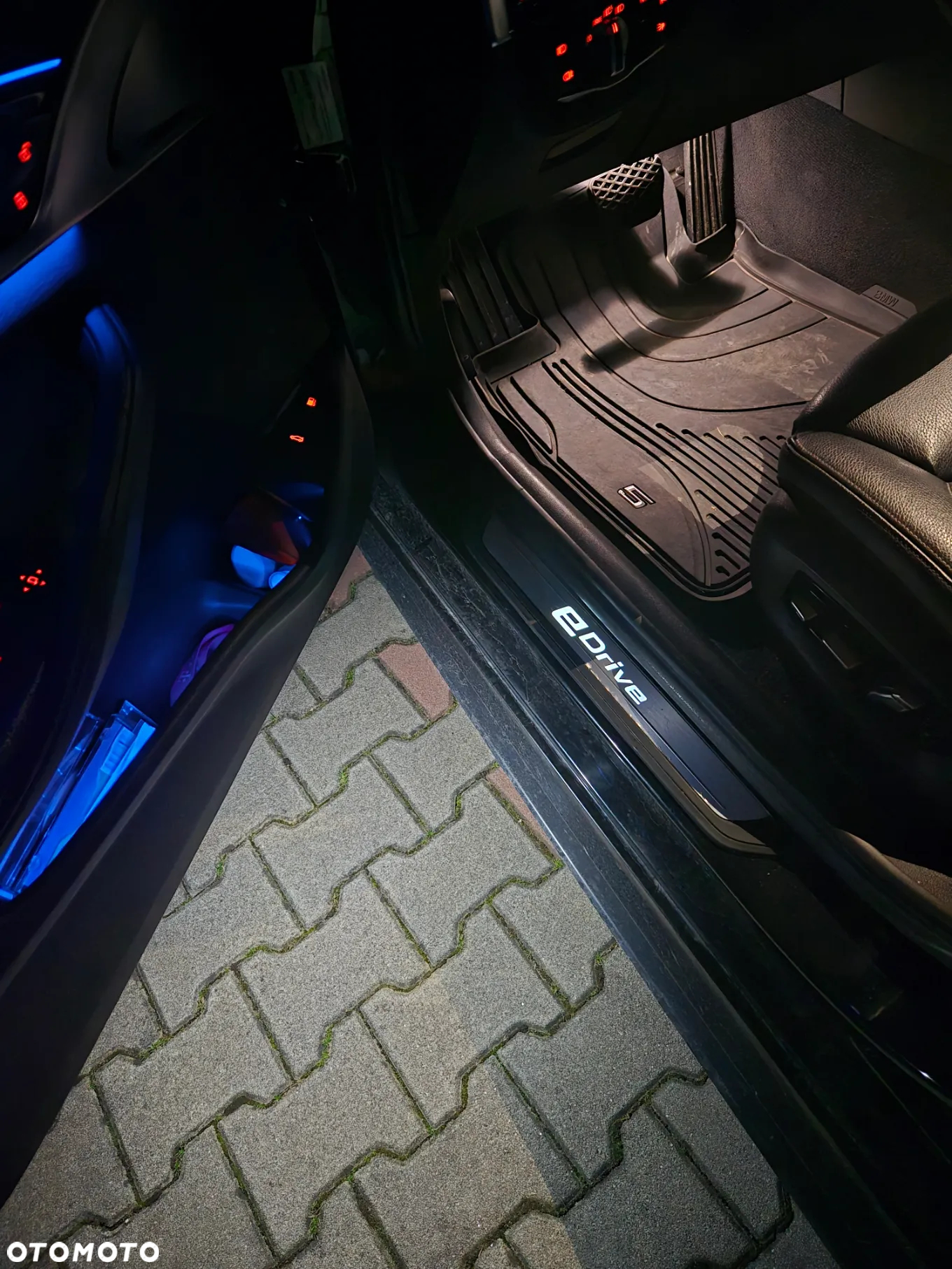 BMW Seria 5 530e iPerformance - 29