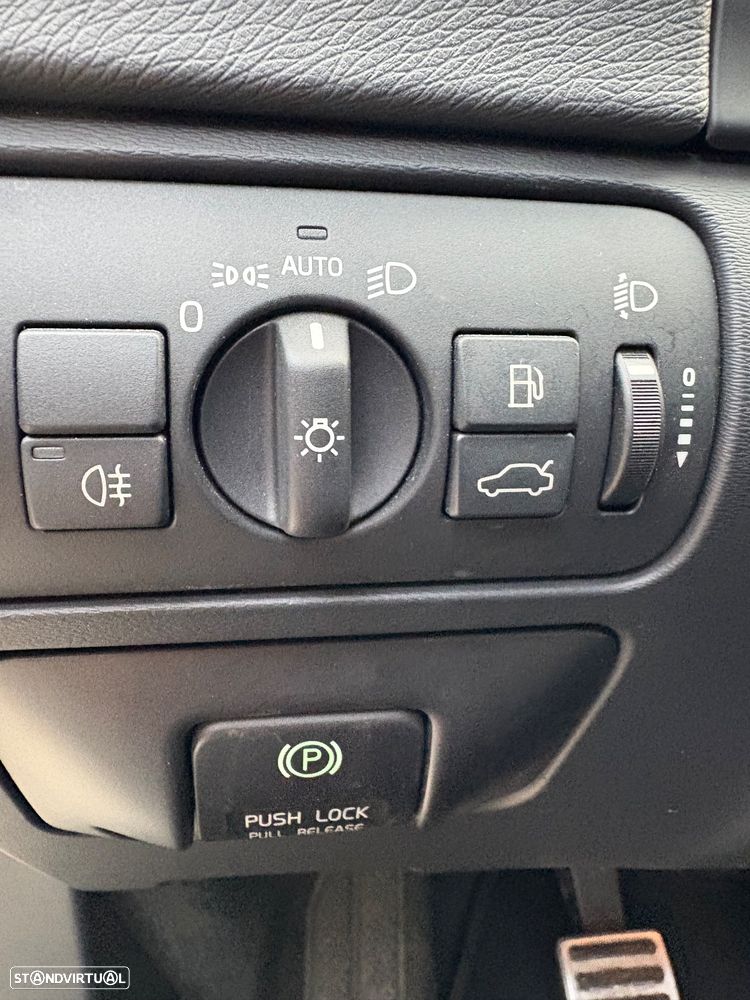 Volvo V60 1.6 D2 Drive R-Design Start/Stop - 8