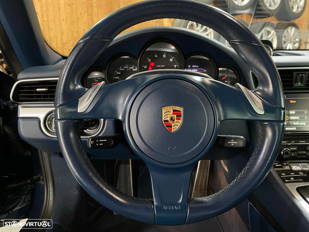 Porsche 911 (991) Carrera 4 PDK - 12