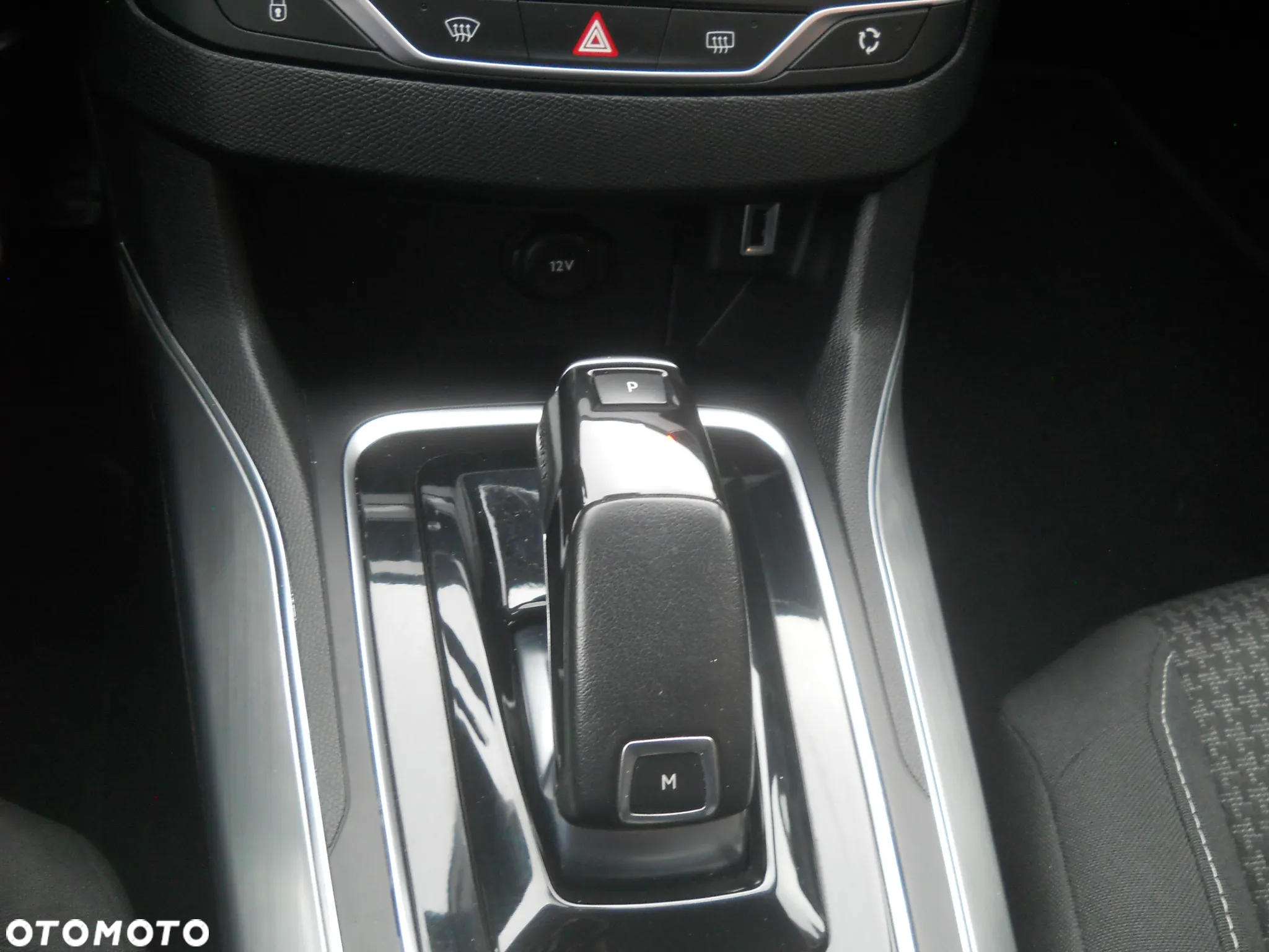 Peugeot 308 1.5 BlueHDi Active S&S EAT6 - 11