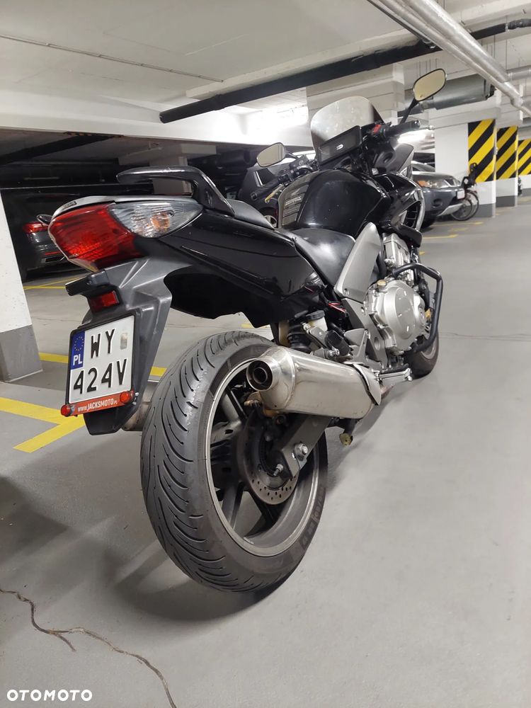 Honda CBF - 3