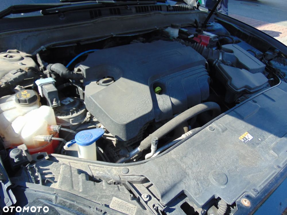 Ford Mondeo 2.0 TDCi Titanium PowerShift - 4