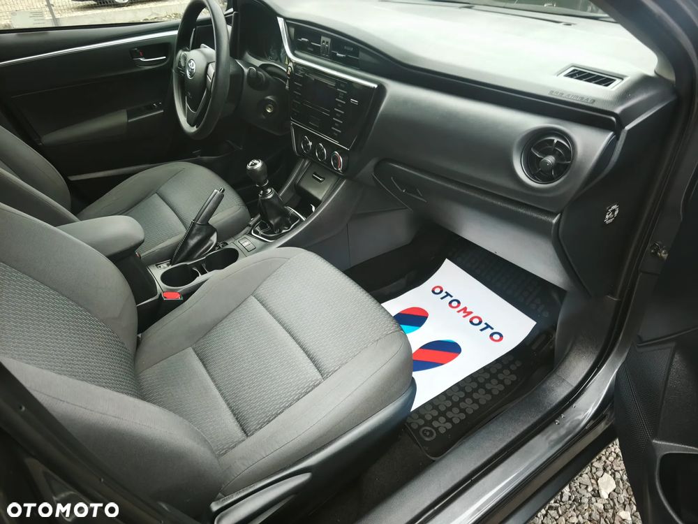 Toyota Corolla 1.6 Premium - 18