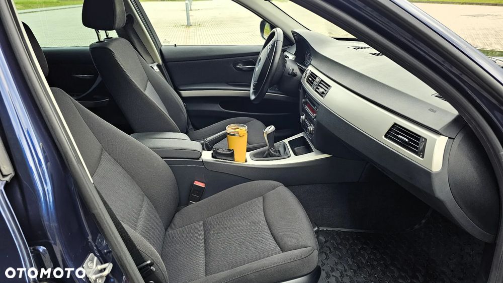 BMW Seria 3 320d Luxury Line - 19