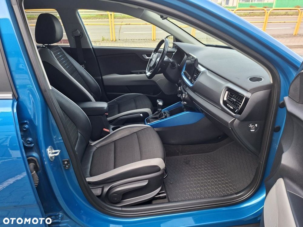 Kia Stonic 1.0 T-GDI MHEV L Business Line DCT - 18