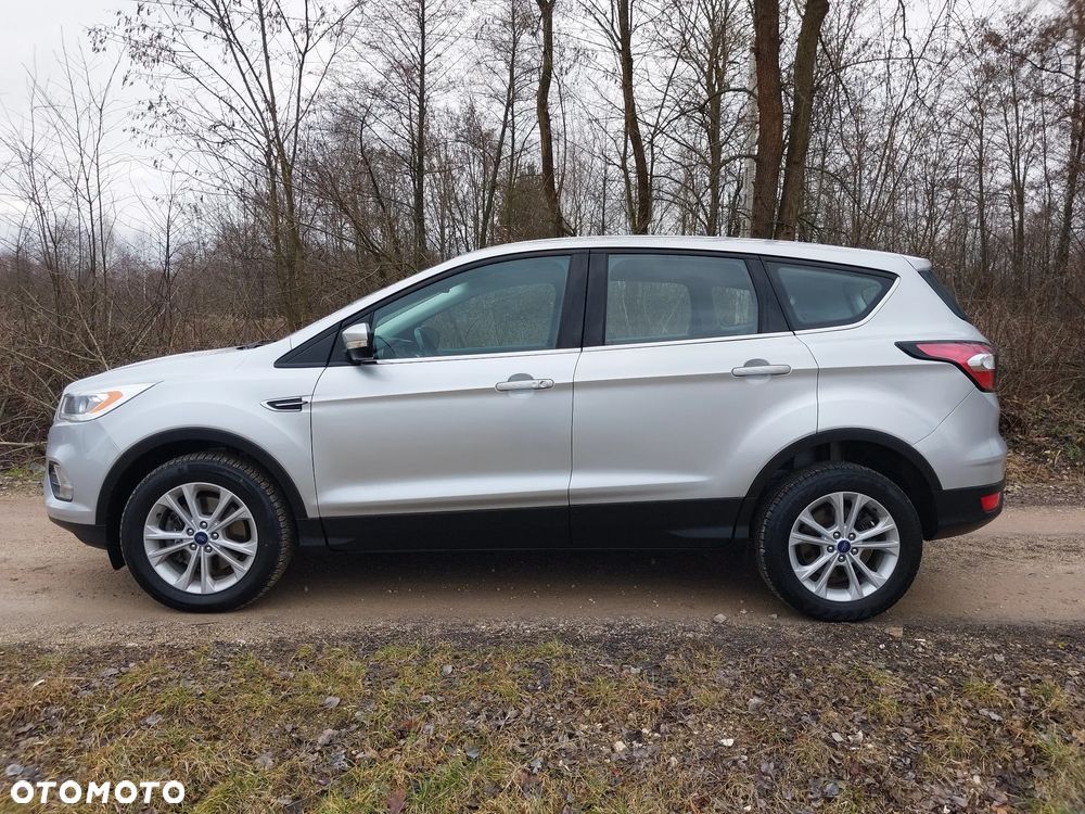 Ford Kuga - 4