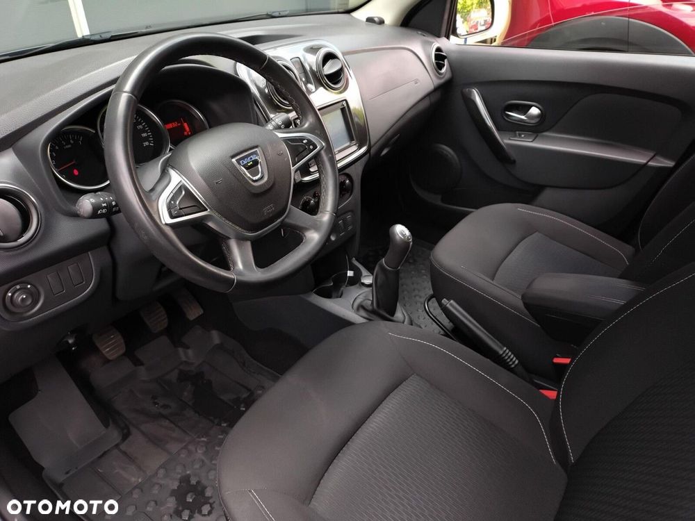 Dacia Sandero - 10