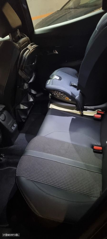 Peugeot 2008 1.2 PureTech GT Line - 10