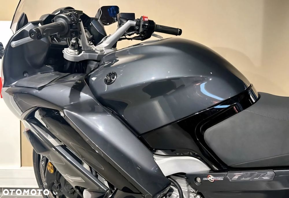 Yamaha FJR - 5