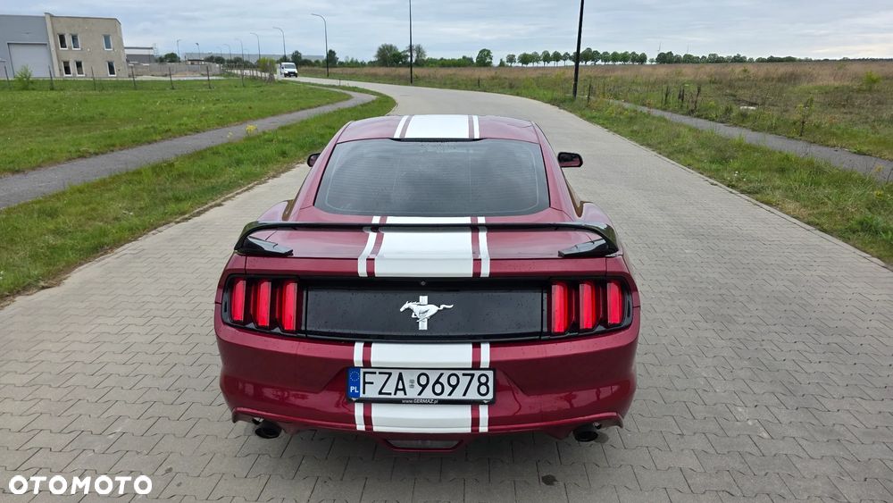 Ford Mustang 3.7 V6 Premium - 6