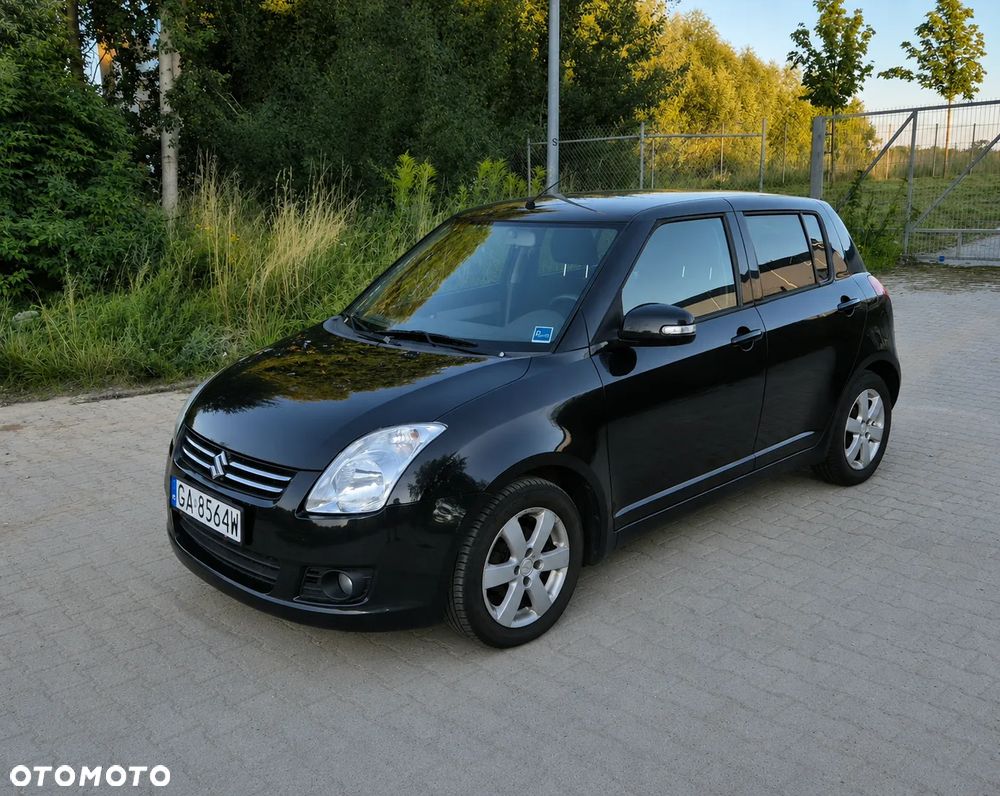 Suzuki Swift 1.3 Limited 25 - 3