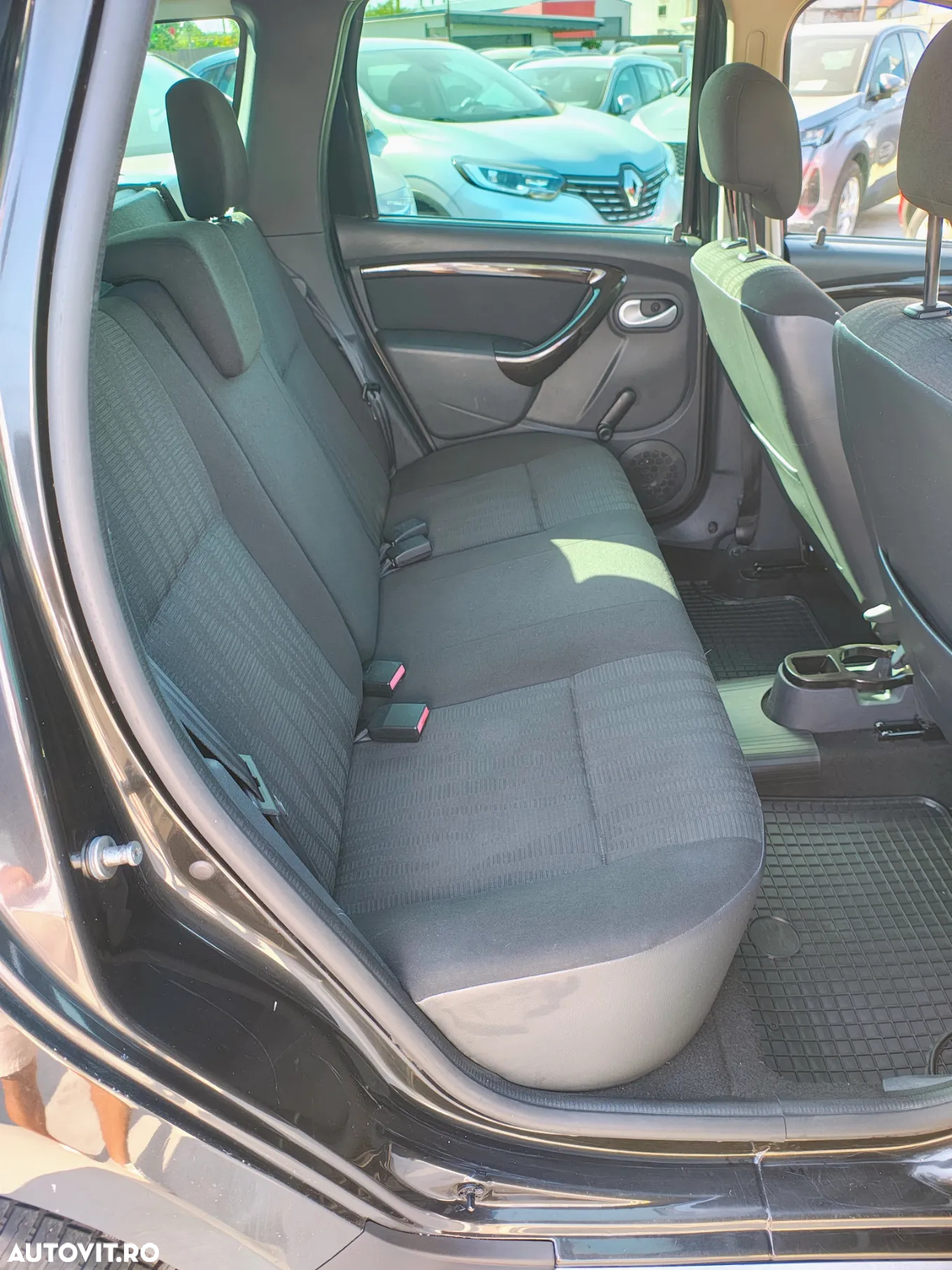 Dacia Duster 1.5 dCi 4x2 Laureate - 7