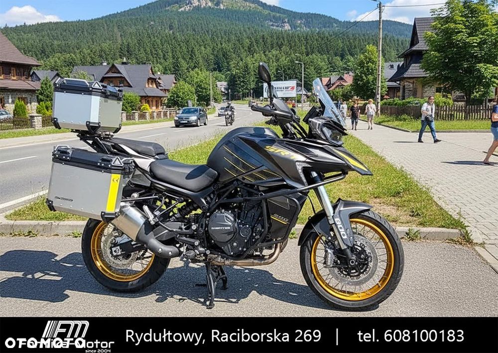 QJMOTOR SRT900SX - 1