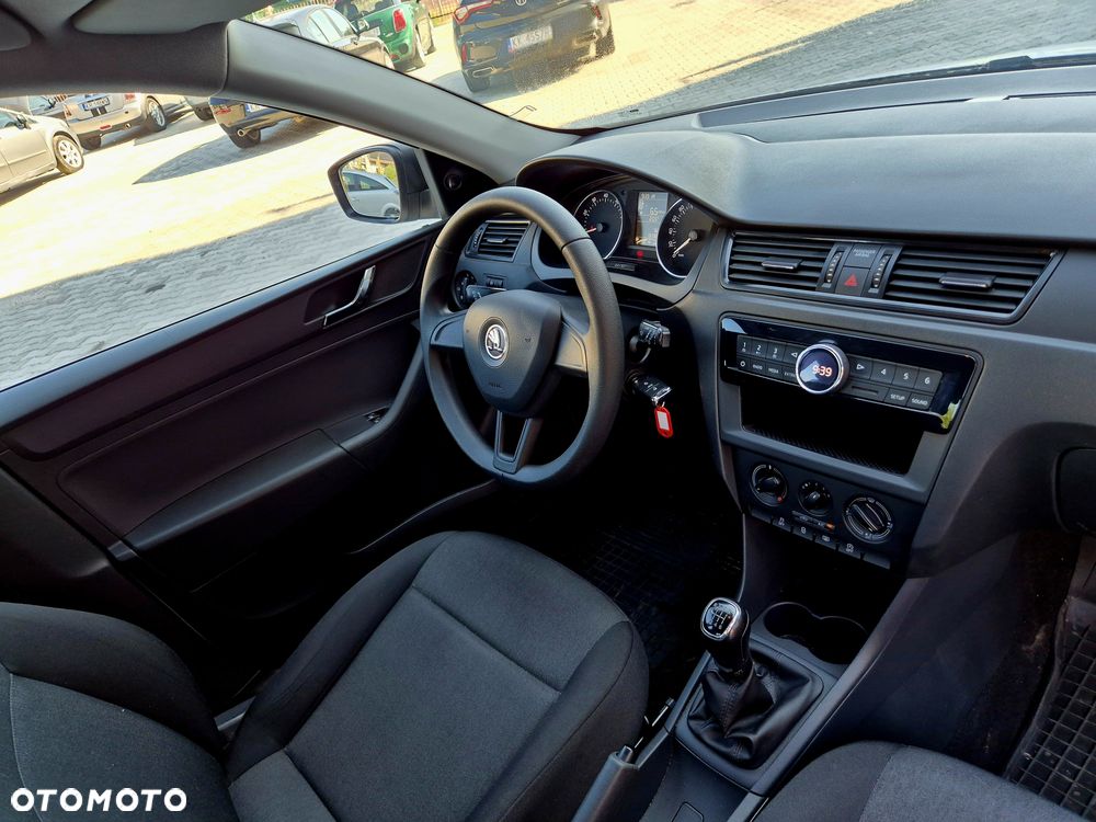 Skoda RAPID Spb 1.2 TSI Active - 8