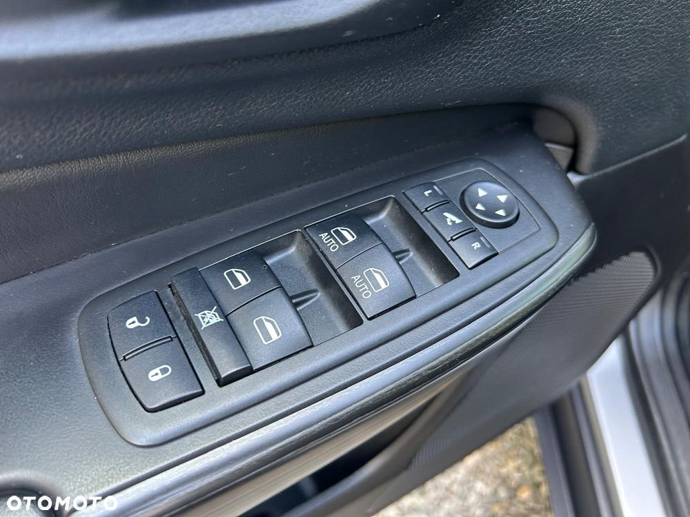 Jeep Cherokee 2.0 Multijet Limited - 33