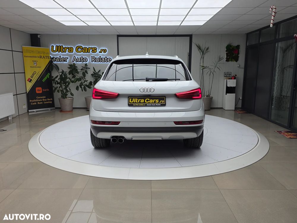 Audi Q3 2.0 TDI Quattro Stronic Sport - 4