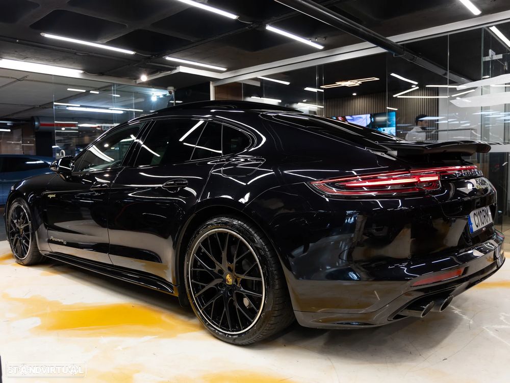 Porsche Panamera 4 E-Hybrid 10 Years Edition - 10