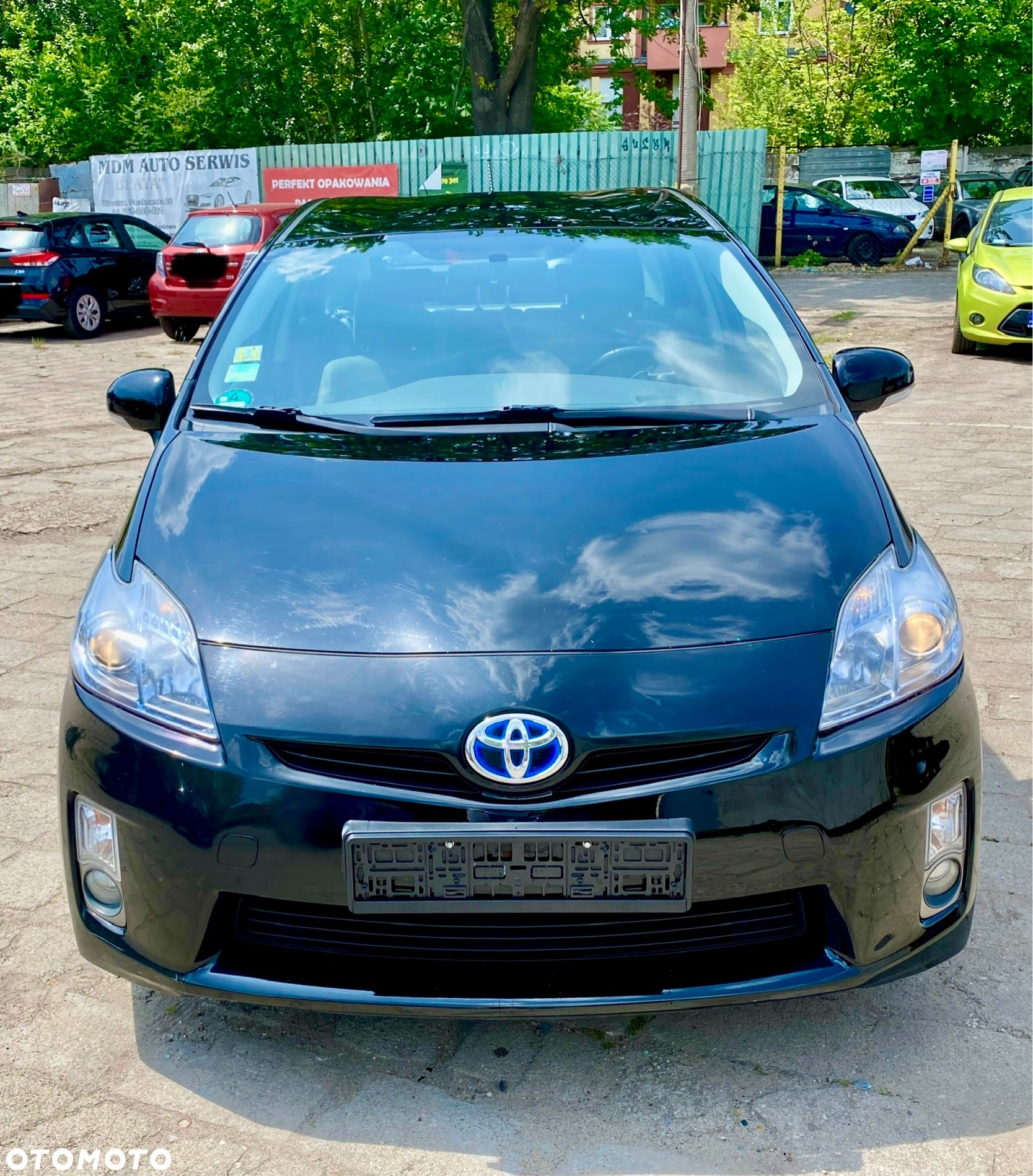 Toyota Prius (Hybrid) Life - 8
