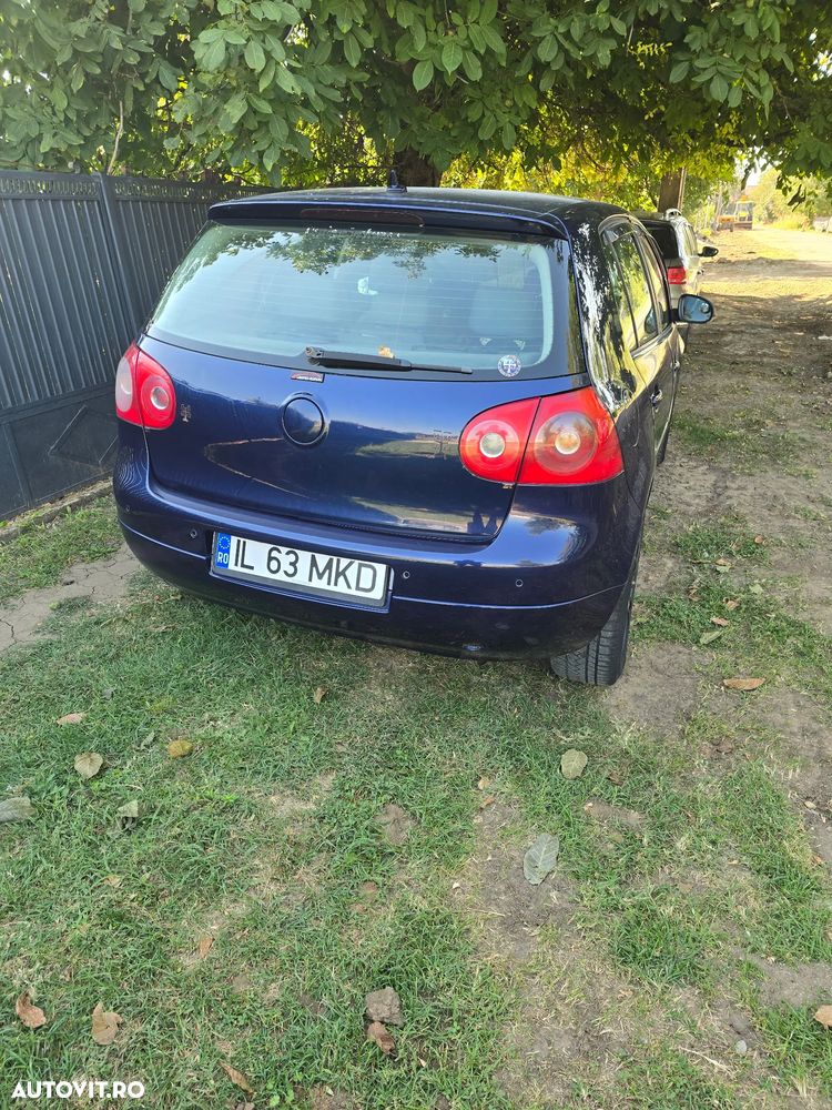 Volkswagen Golf 2.0 TDI DSG Comfortline - 5