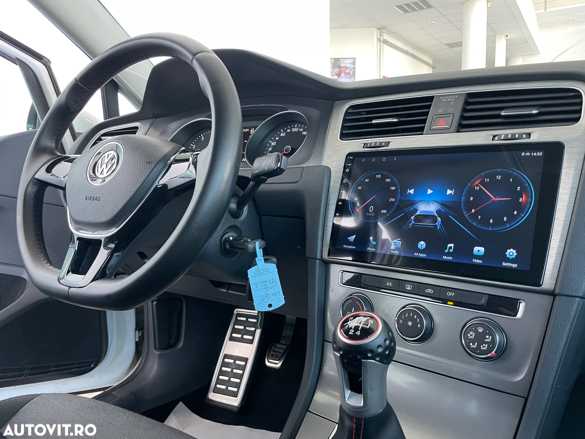 Volkswagen Golf 1.2 TSI Style - 11
