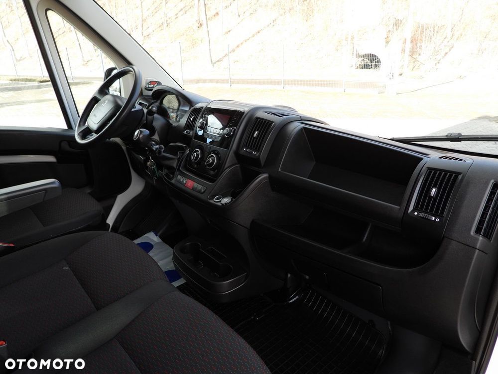 Peugeot BOXER CHŁODNIA KONTENER 0*C 8 PALET TEMPOMAT LEDY KLIMATYZACJA  140KM - 38