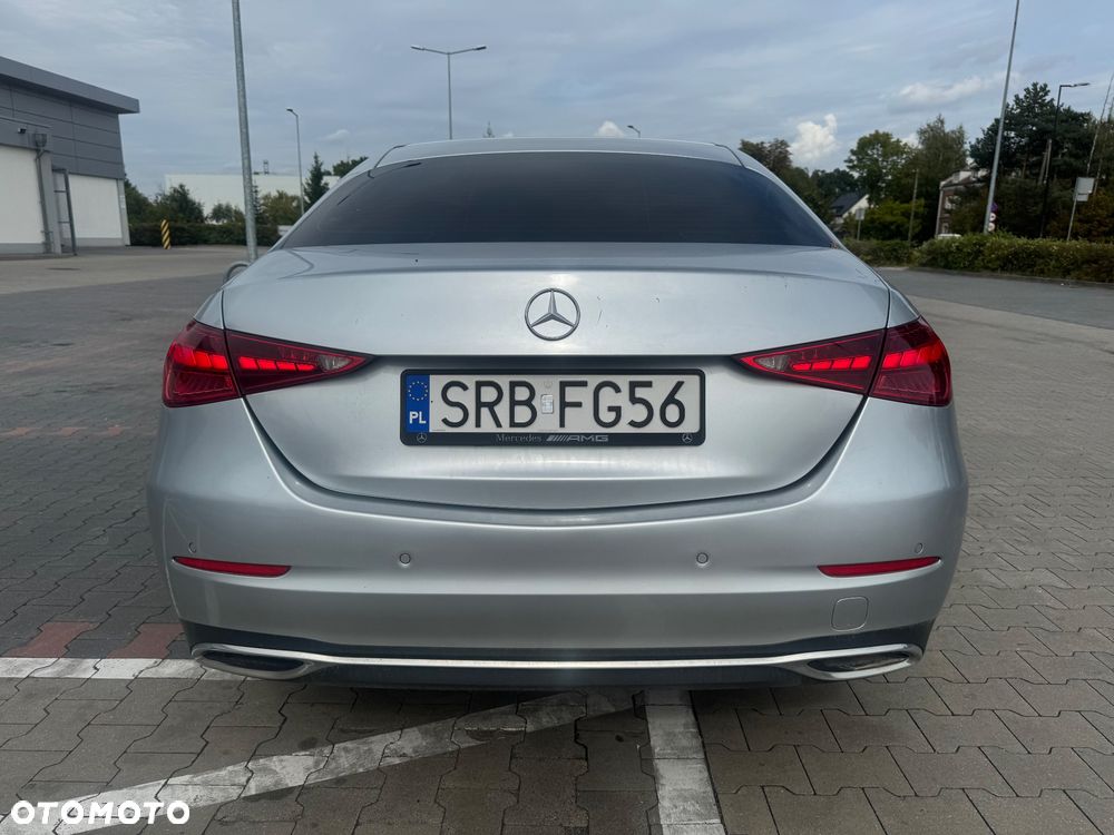 Mercedes-Benz Klasa C 180 mHEV Avantgarde - 19