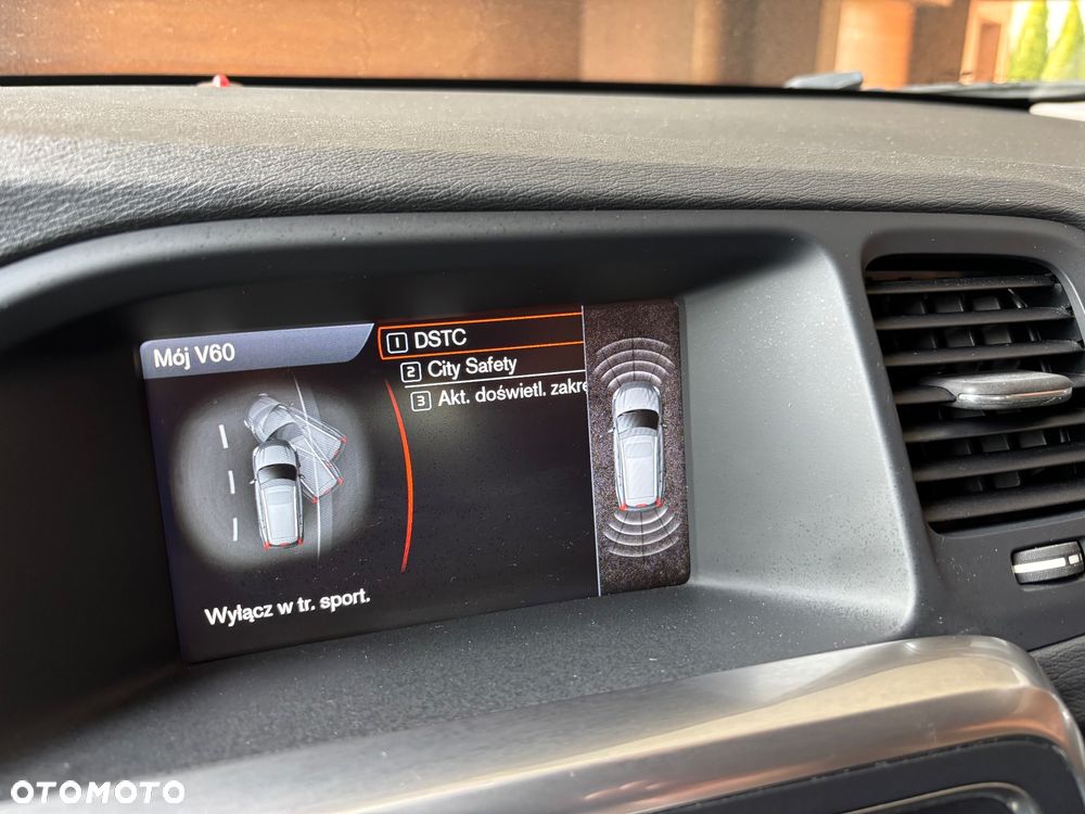 Volvo V60 D3 Summum - 5