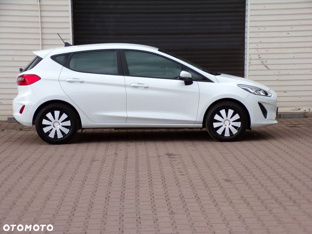 Ford Fiesta - 9