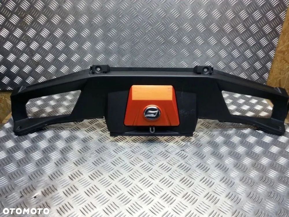 CF MOTO 800 820 TYL PLASTIK atrapa klapka tankowania - 1