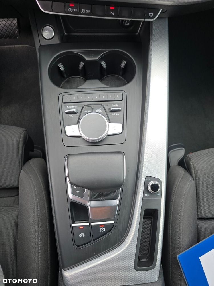 Audi A4 Limousine - 24