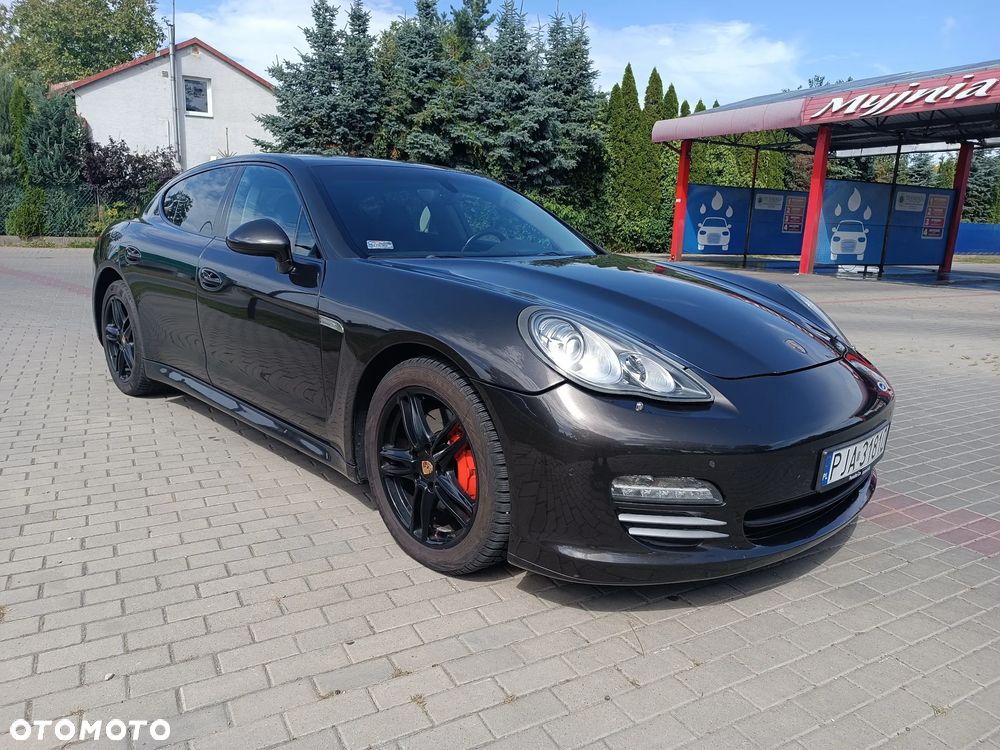 Porsche Panamera 4 - 3