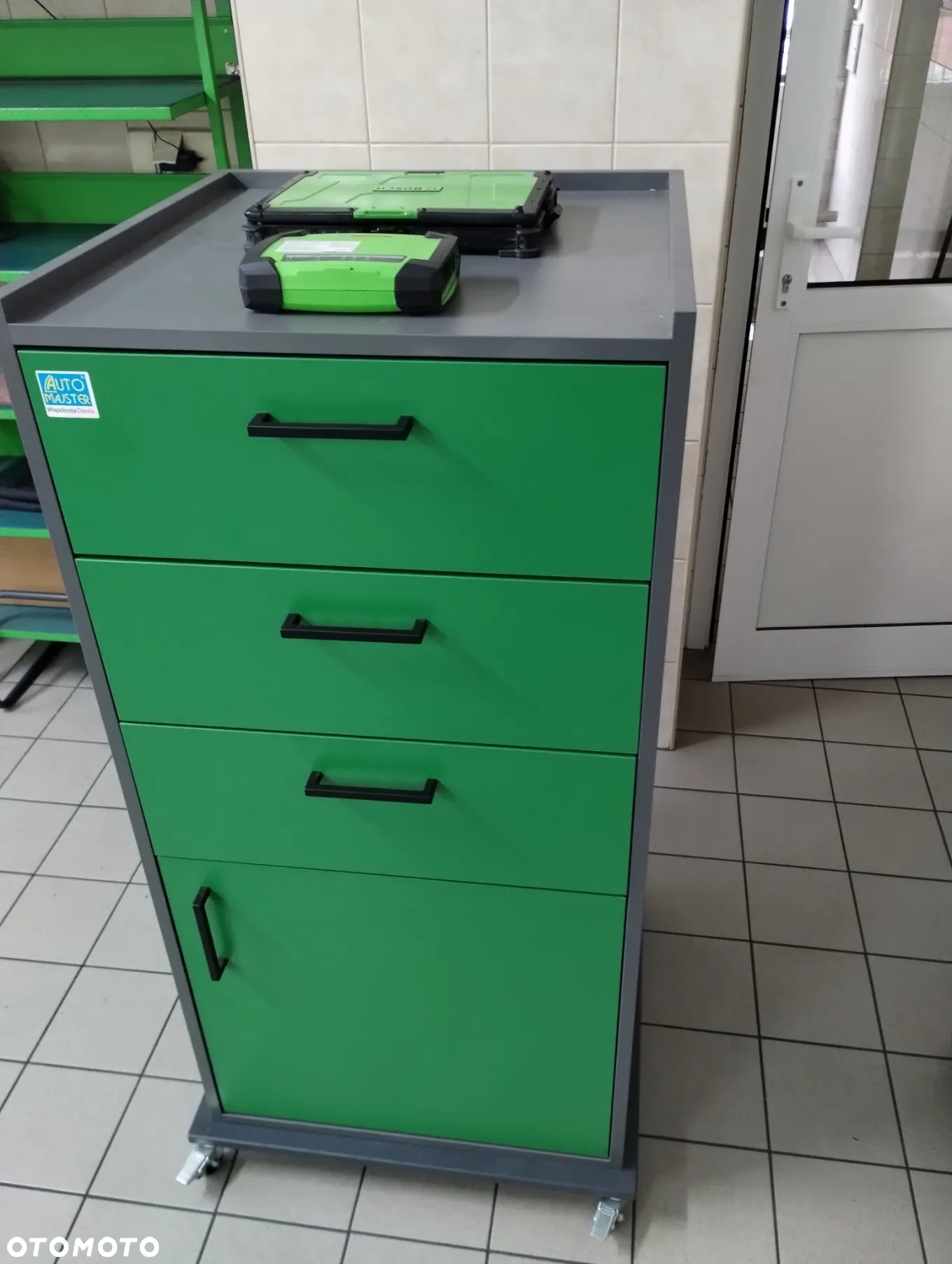 Wózek - Regał - Szafka pod tester usterek Kts i FSA Bosch - 30