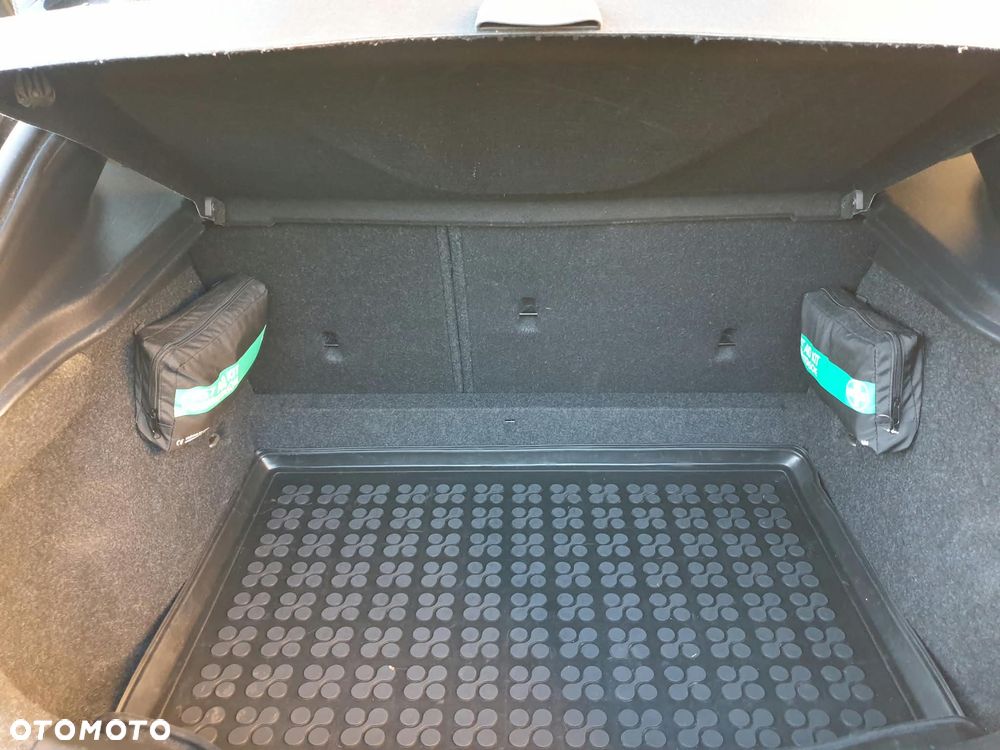 Volvo V40 T2 Drive-E Momentum - 6