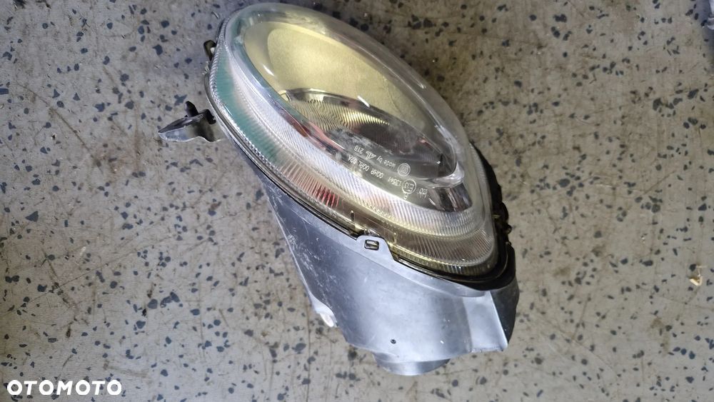FIAT 500L LAMPA PRZÓD PRAWA 51887654 - 2