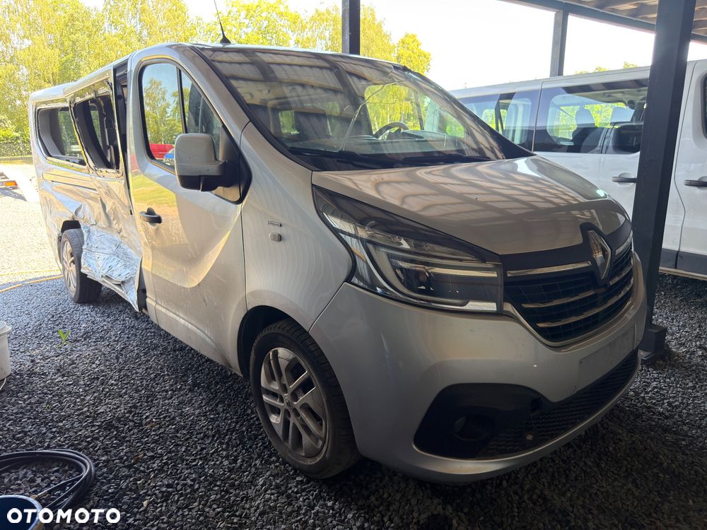 Renault Trafic Grand 2.0 dCi EDC - 2