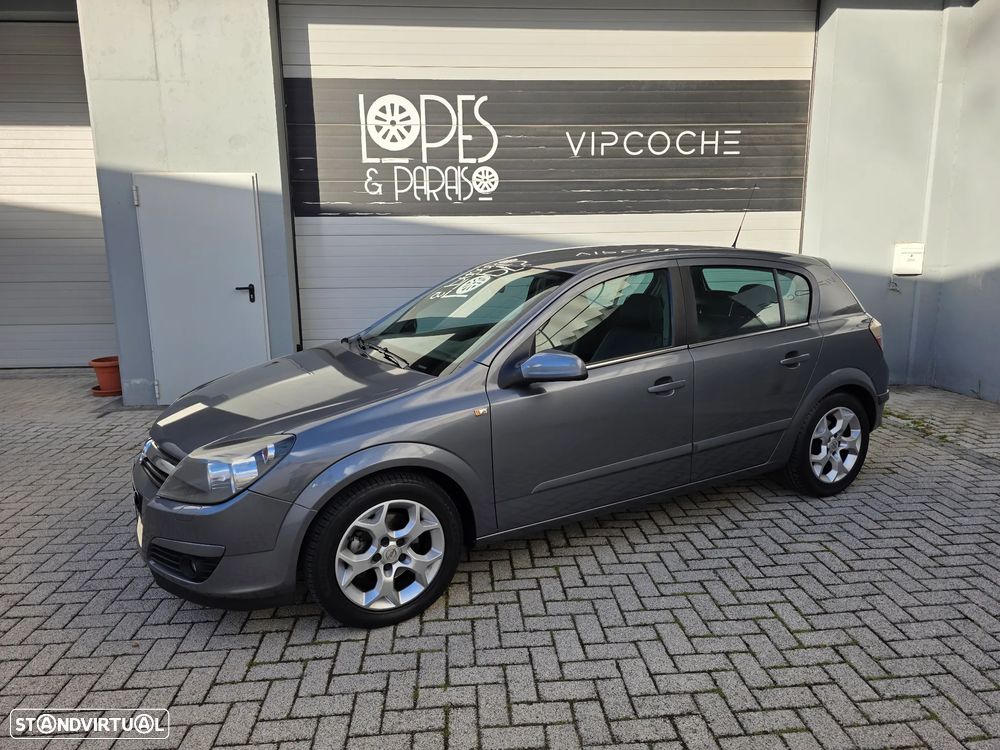 Opel Astra 1.3 CDTI Cosmo - 3