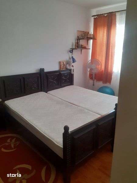 Inchiriez sau vand apartament cu o camera — fotografia 3