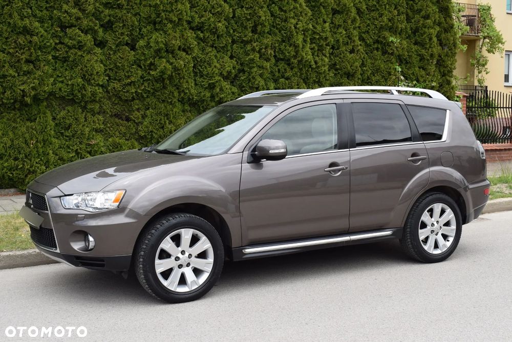Mitsubishi Outlander 2.0 DID Intense + SE - 7