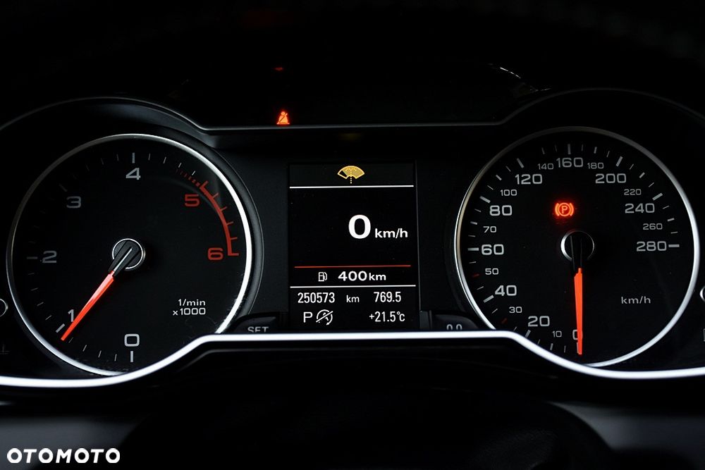 Audi A4 Avant 2.0 TDI Quattro S tronic - 16