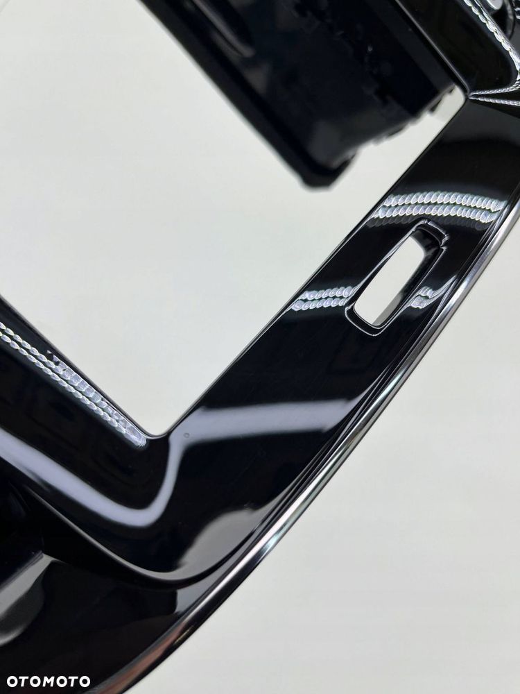 VOLVO XC40 RAMKA WYŚWIETLACZA KRATKI NAWIEWU KONSOLI PRZÓD 31442628 - 12