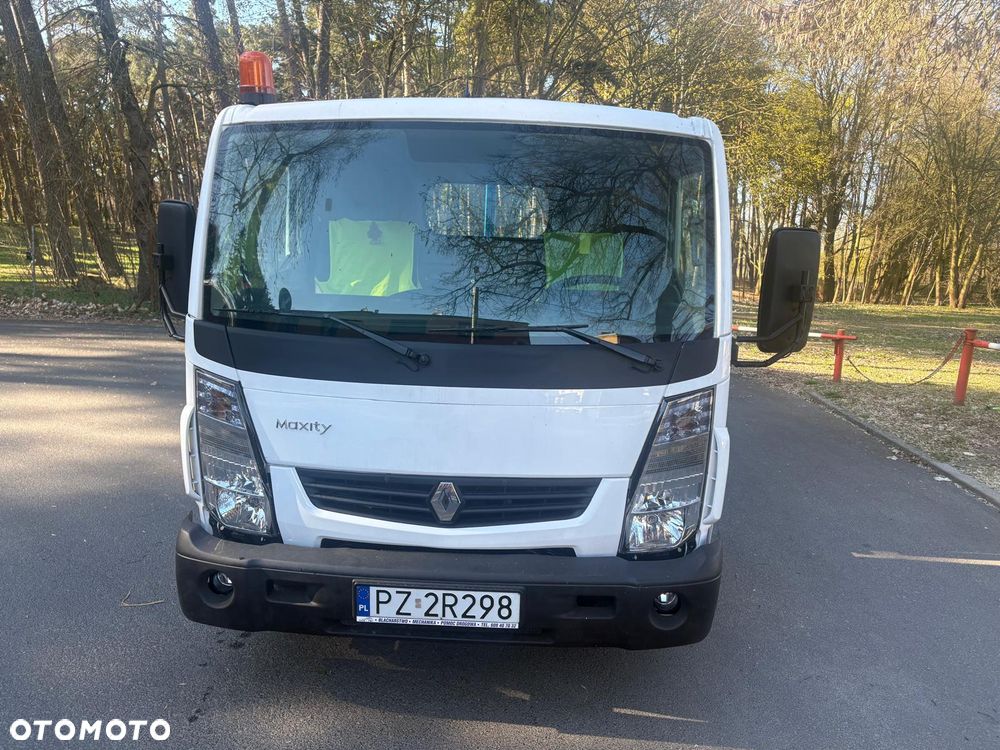 Renault MAXITY - 4