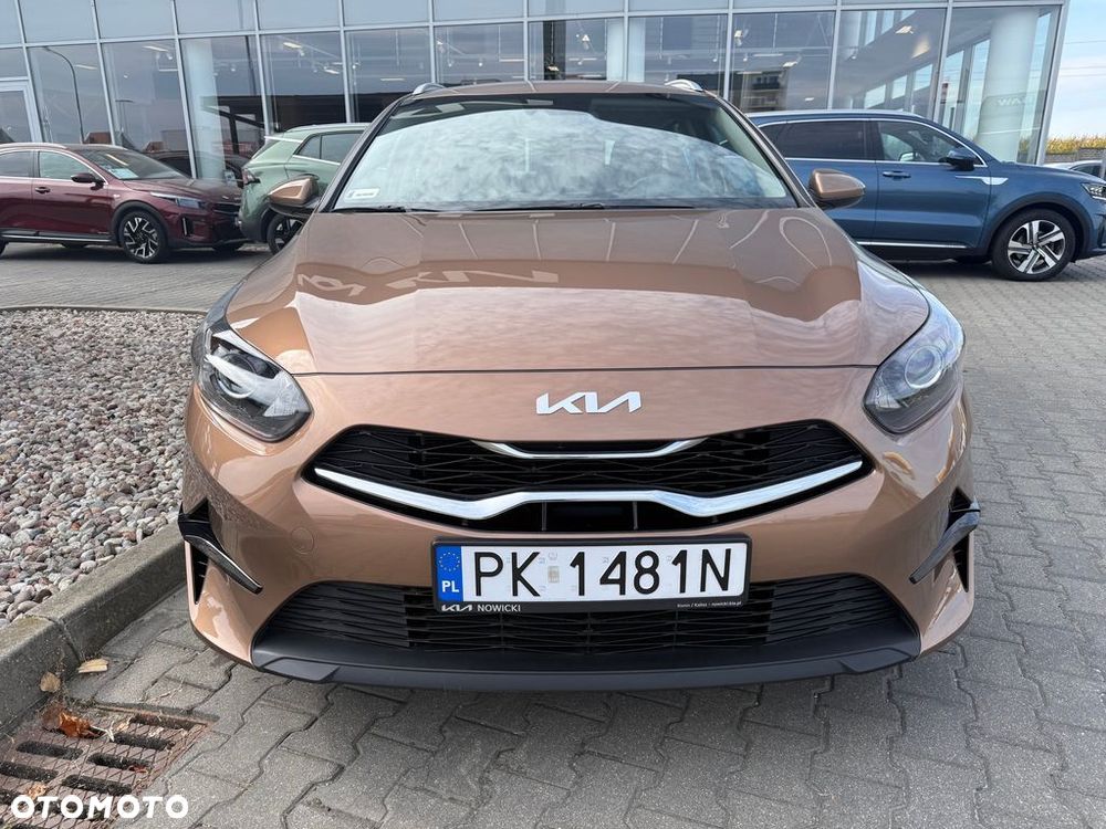 Kia Ceed 1.5 T-GDI M - 4