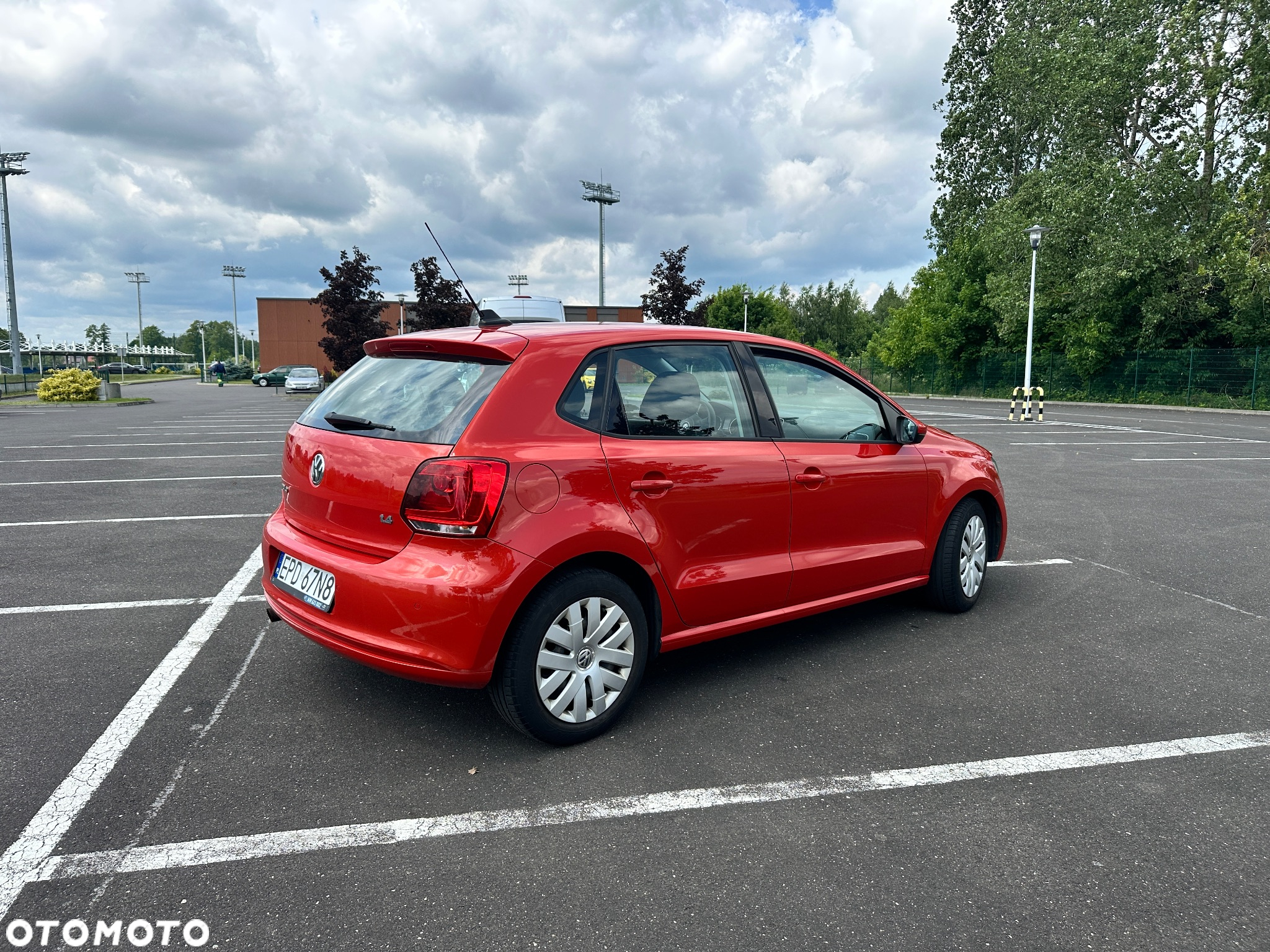 Volkswagen Polo 1.4 16V Comfortline - 9