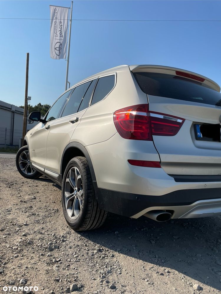 BMW X3 xDrive20d Luxury Line - 6